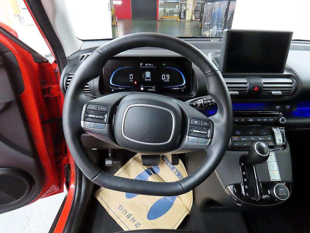 HYUNDAI Casper - Vista 9