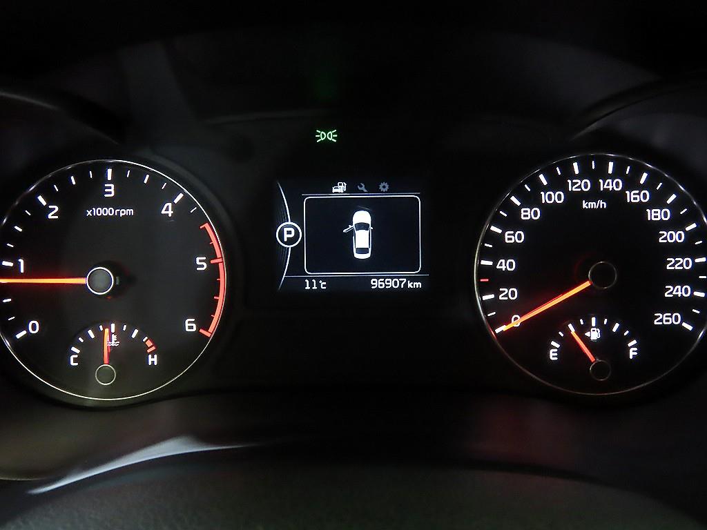 KIA K5 - Vista 9