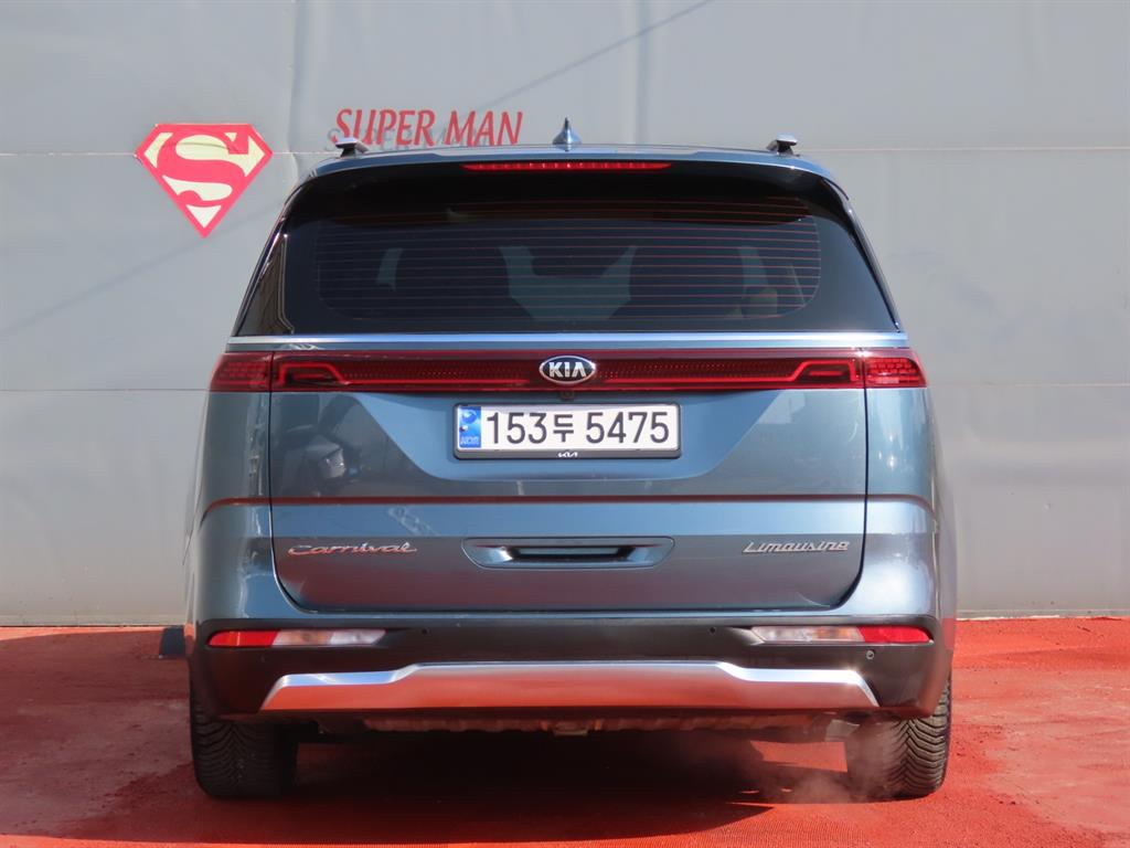 KIA Carnival - Vista 7