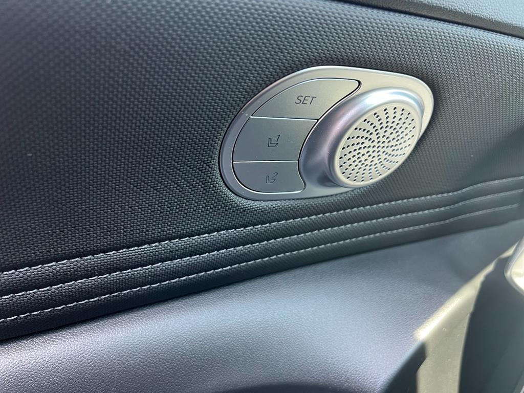 HYUNDAI Avante - Vista 10