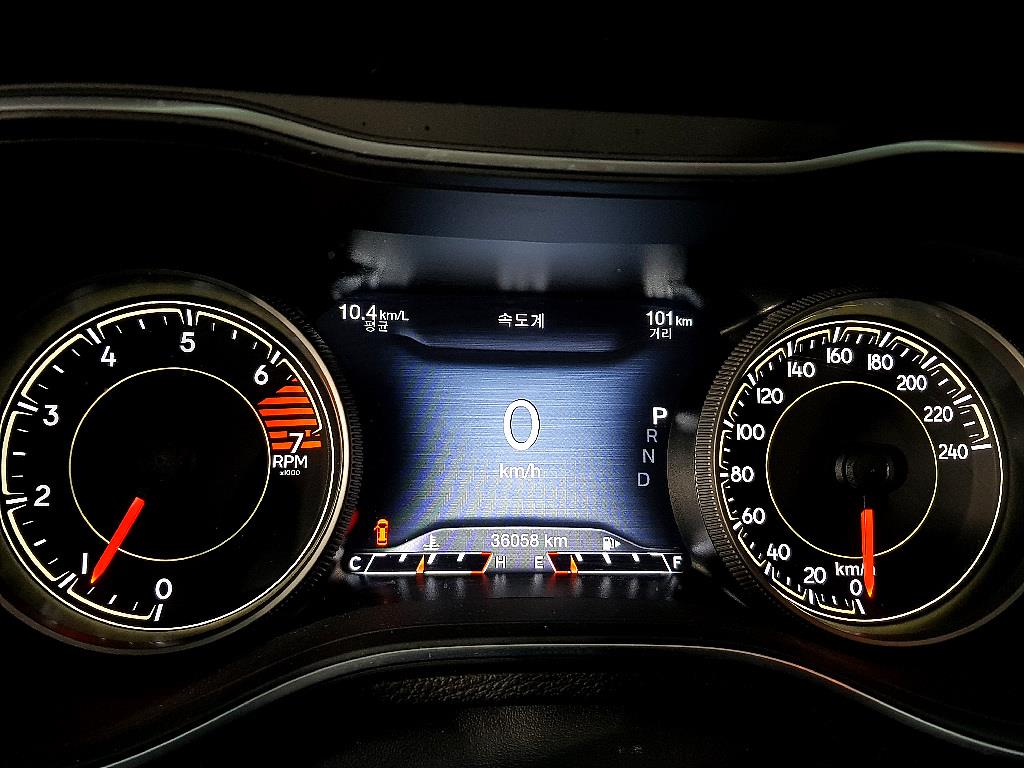 Jeep Cherokee - Vista 7