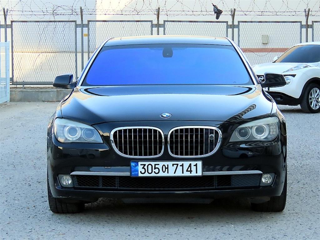 BMW 7 Series 2009 Negro - Importación desde Corea - HF Imports Iquique - Foto 1