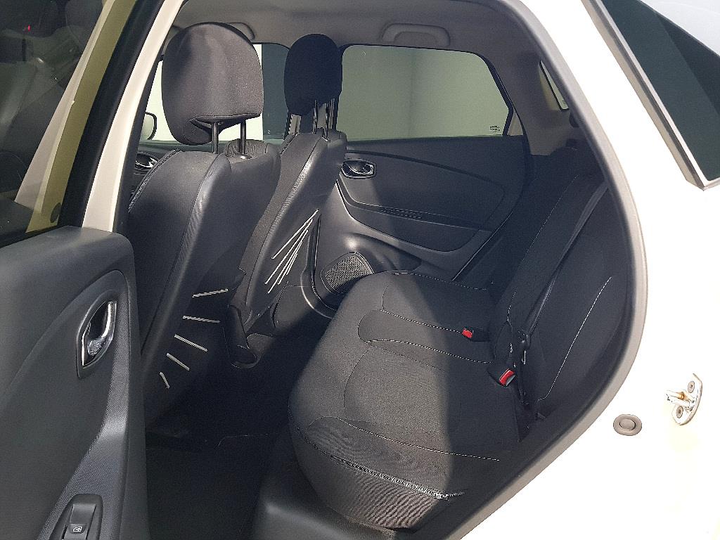 SAMSUNG QM3 - Vista 9