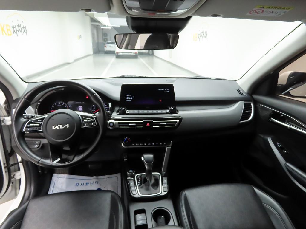 KIA Seltos - Vista 7