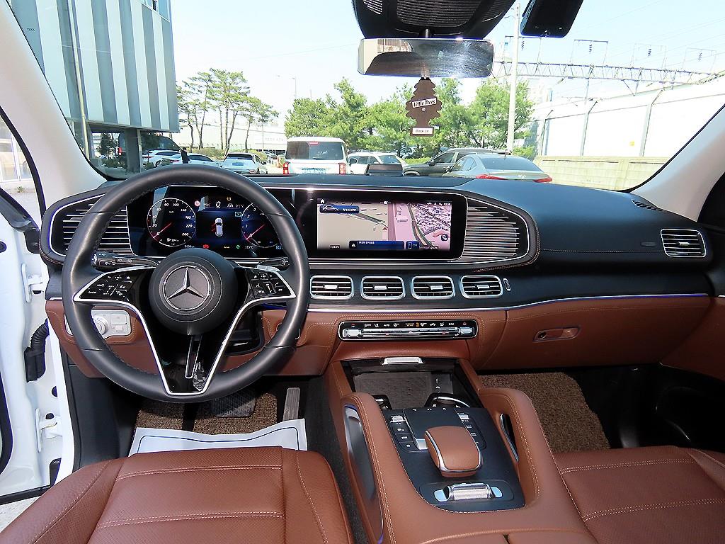 Mercedes Benz GLE Class - Vista 7