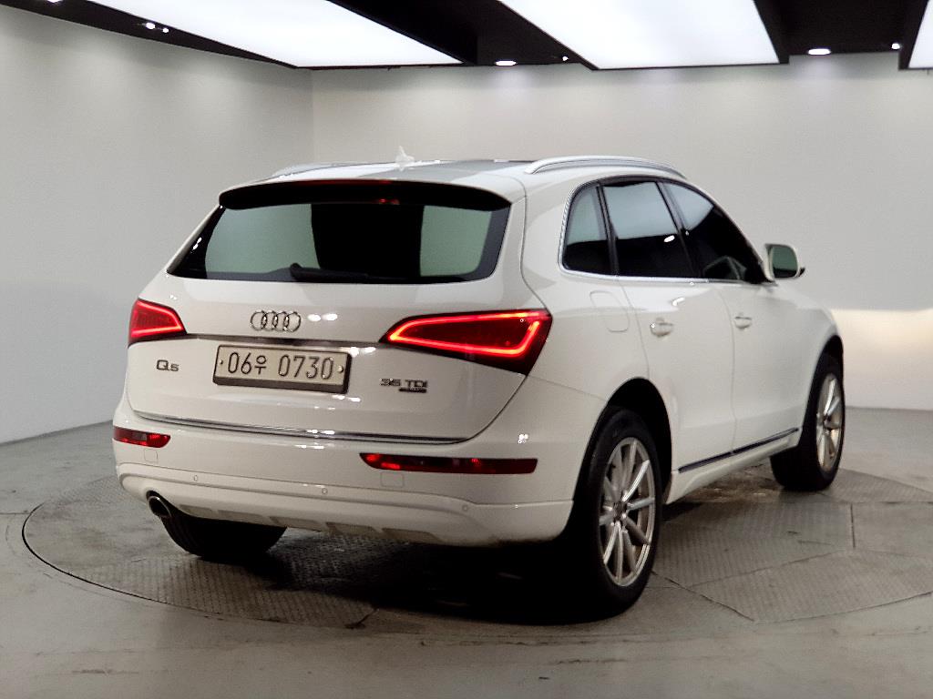 Audi Q5 - Vista 4