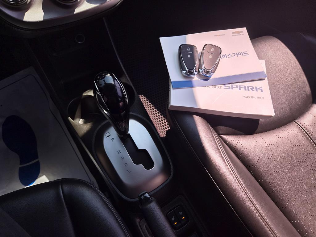 Chevrolet Spark 2016 Blanco - Importación desde Corea - HF Imports Iquique - Foto 13