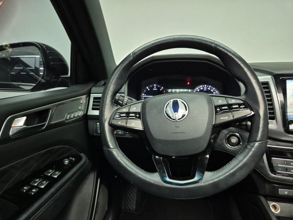 Ssangyong Rexton - Vista 9