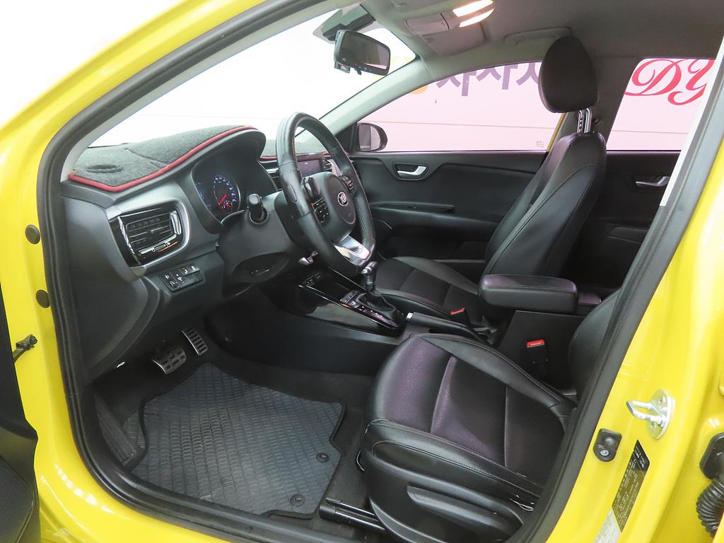 KIA Stonic - Vista 5