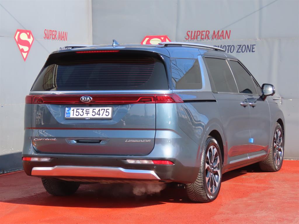 KIA Carnival - Vista 5