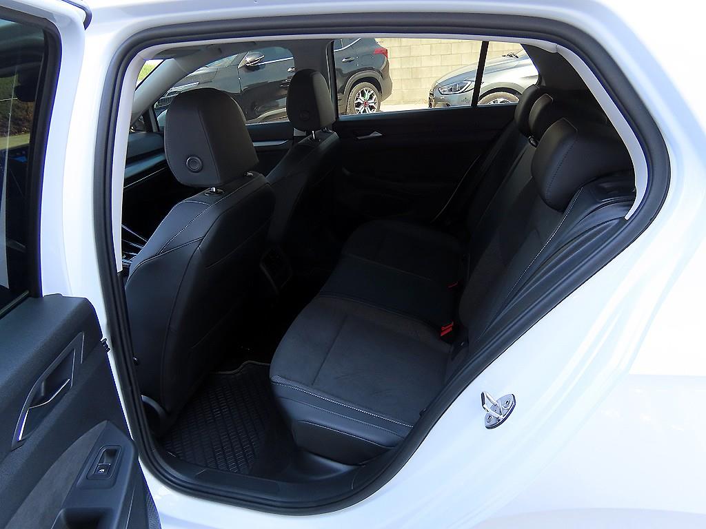 Volkswagen Golf - Vista 6