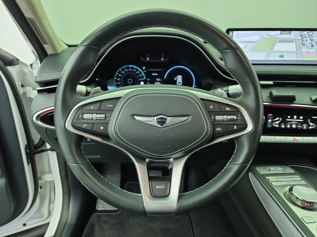 Genesis GV70 - Vista 9