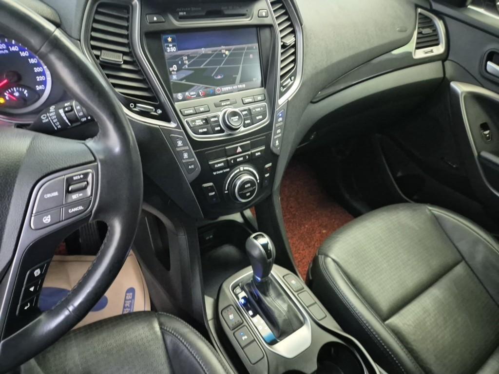 HYUNDAI Maxcruz - Vista 10