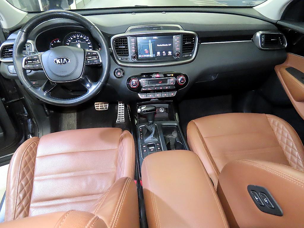 KIA Sorento - Vista 9