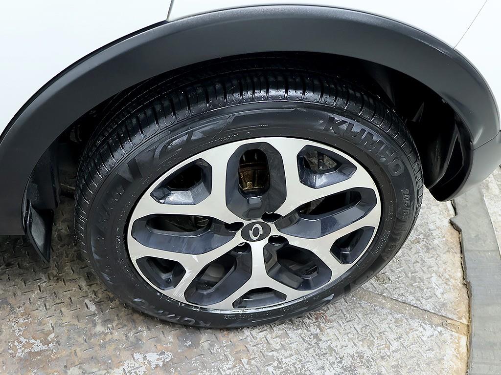 SAMSUNG QM3 2019 Blanco - Importación desde Corea - HF Imports Iquique - Foto 8