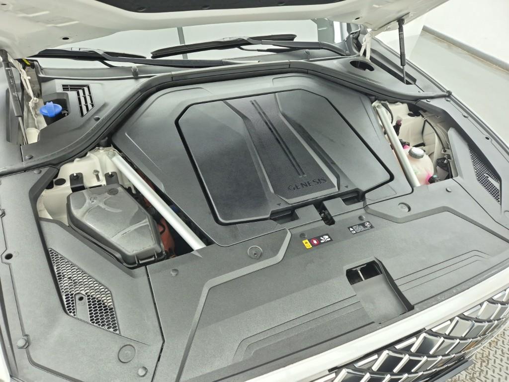 Genesis GV70 - Vista 6