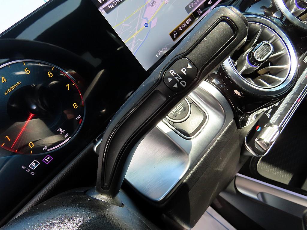 Mercedes Benz GLB Class - Vista 10