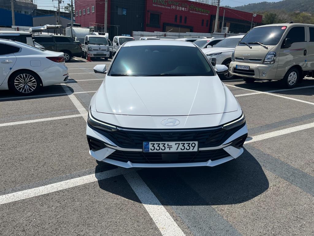 HYUNDAI Avante 2025 Blanco - Importación desde Corea - HF Imports Iquique - Foto 1