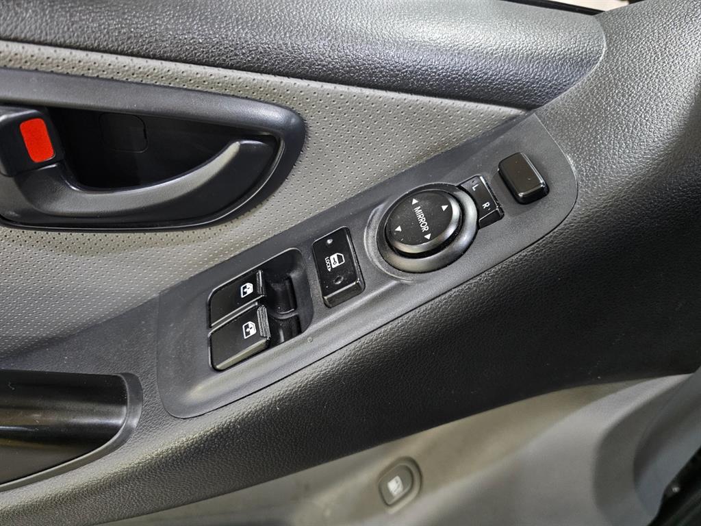 HYUNDAI Starex - Vista 11