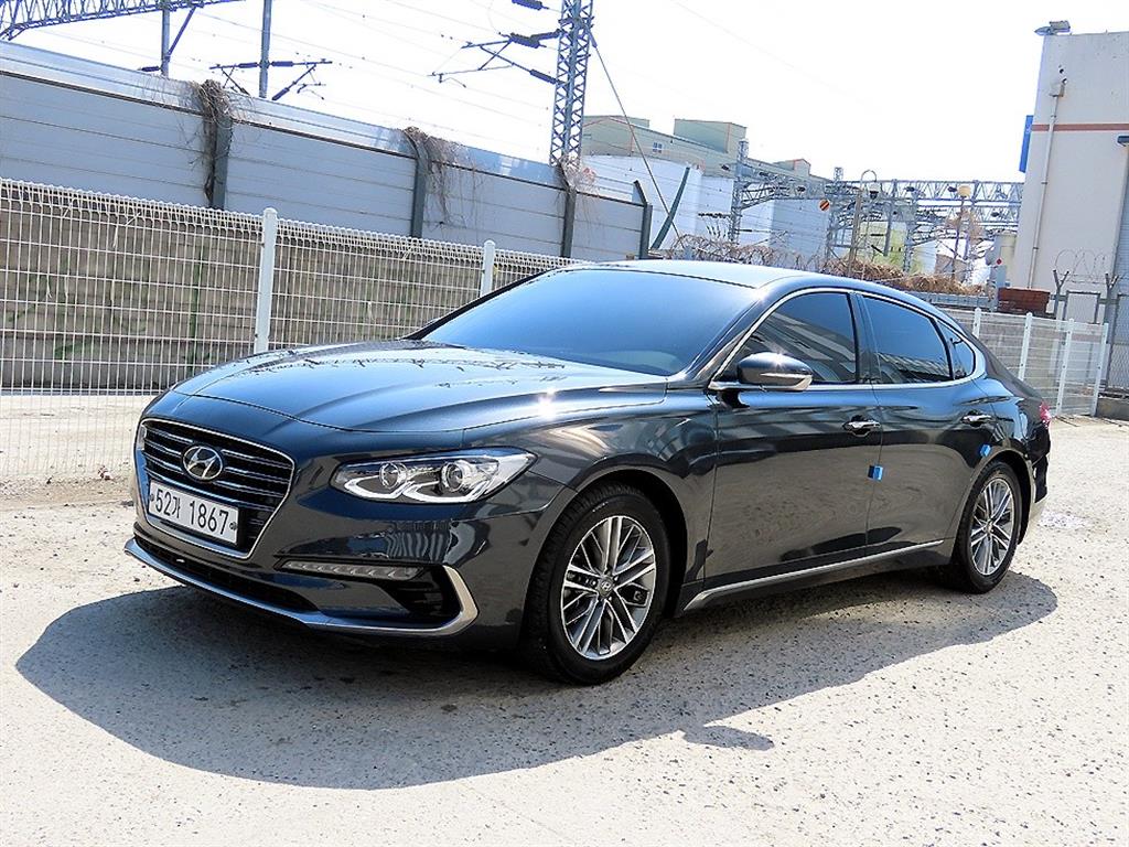 HYUNDAI Grandeur - Vista 2