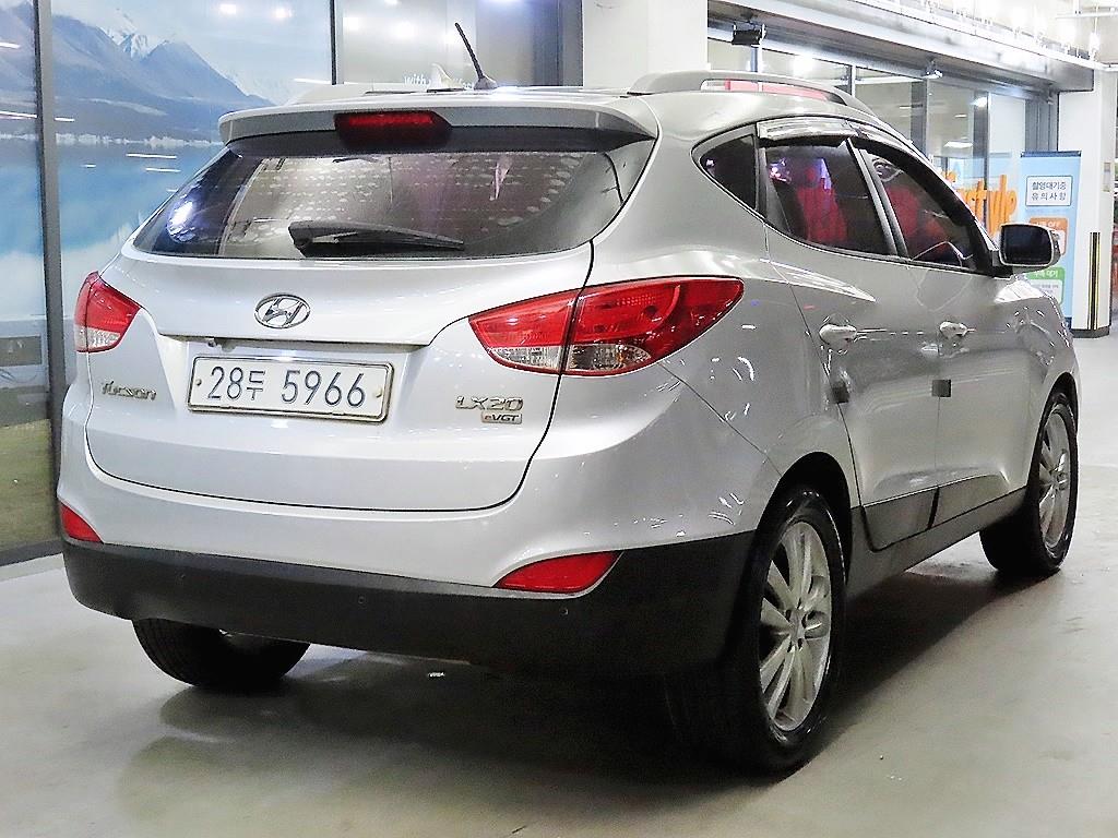 HYUNDAI Tucson - Vista 4