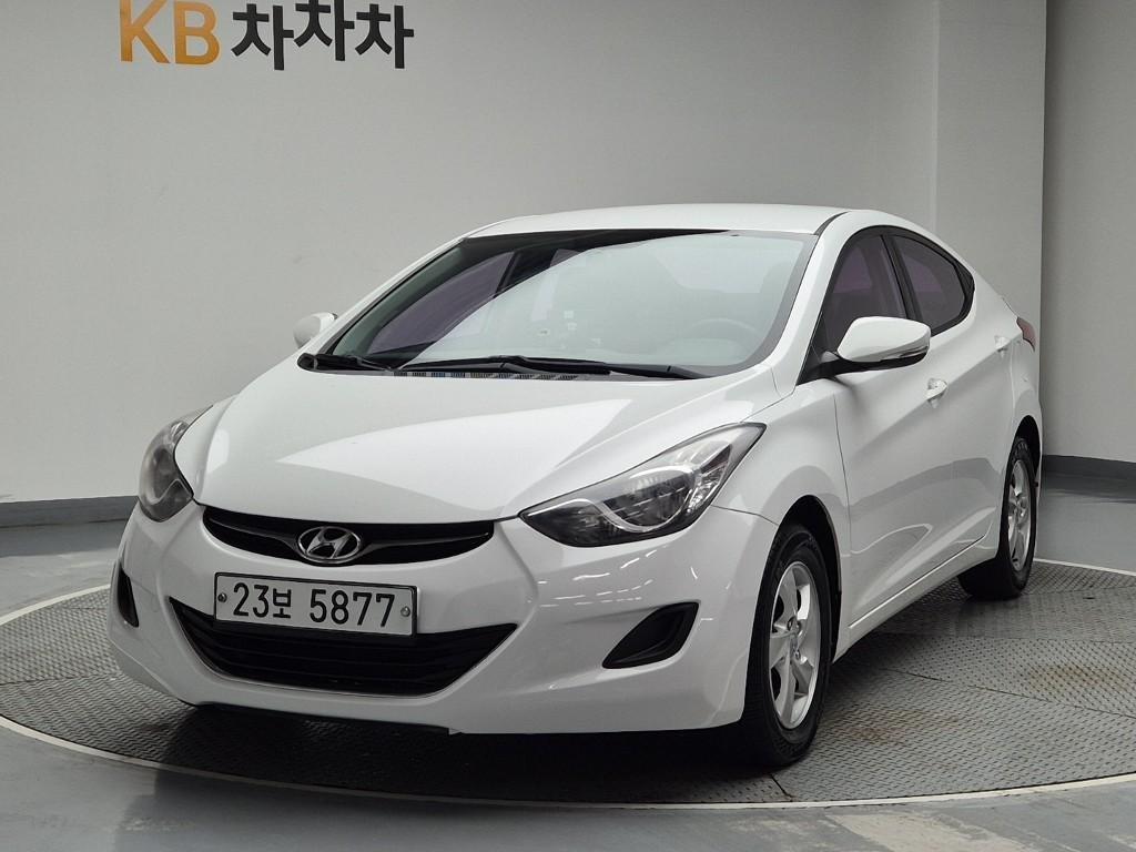 HYUNDAI Avante 2012 Blanco - Importación desde Corea - HF Imports Iquique - Foto 1