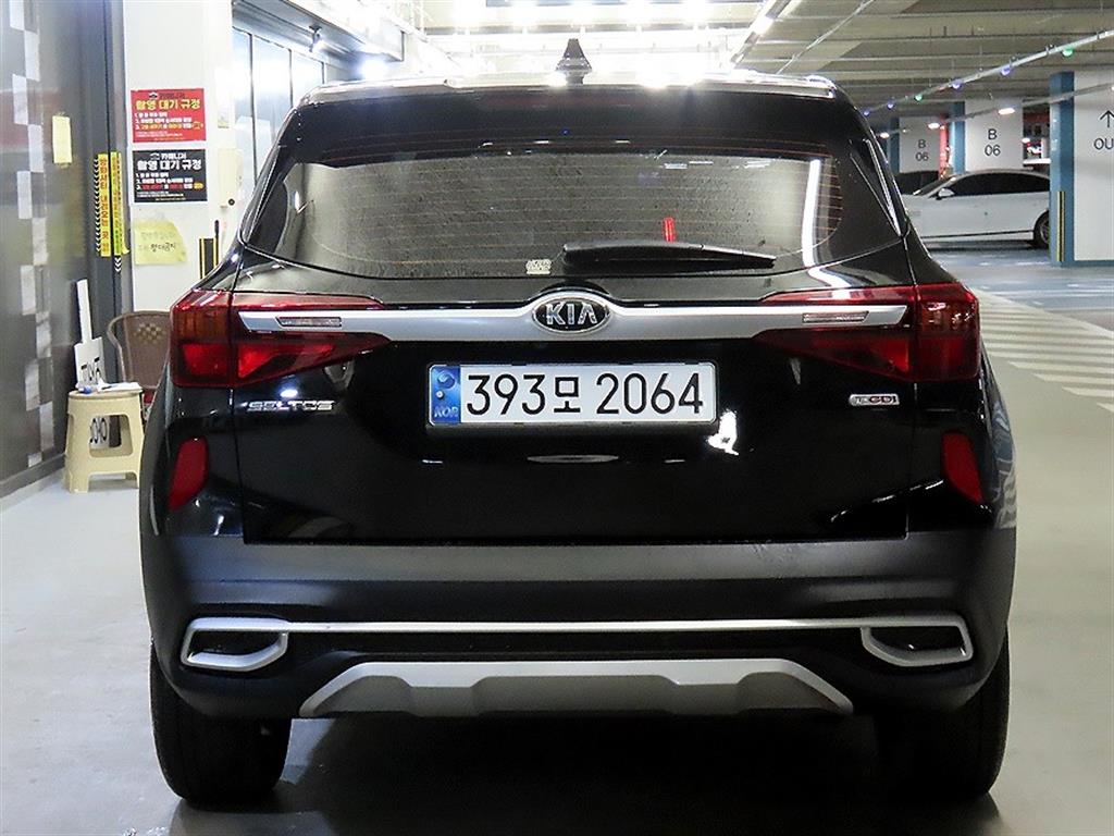 KIA Seltos - Vista 5