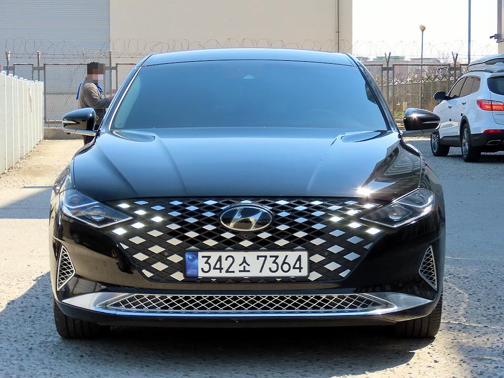 HYUNDAI Grandeur 2021 Negro - Importación desde Corea - HF Imports Iquique - Foto 1