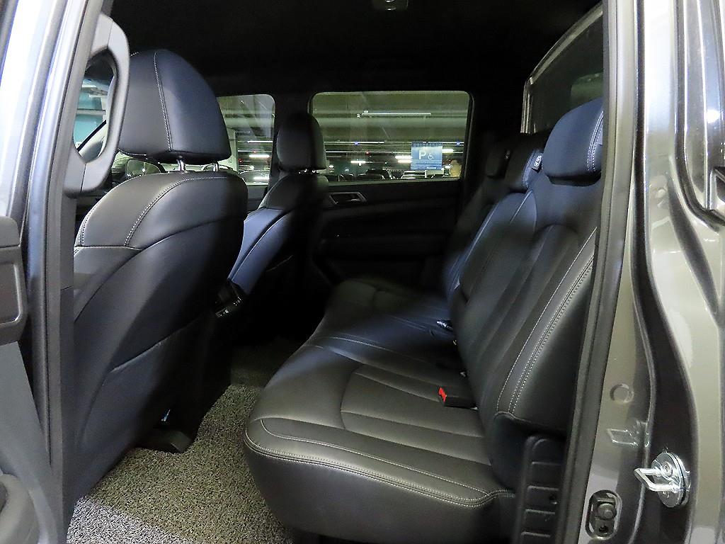 Ssangyong Rexton - Vista 7