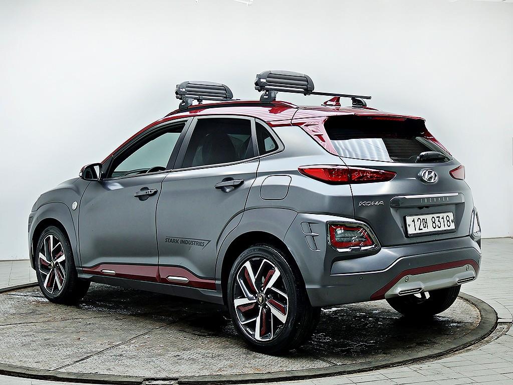 HYUNDAI Kona - Vista 7