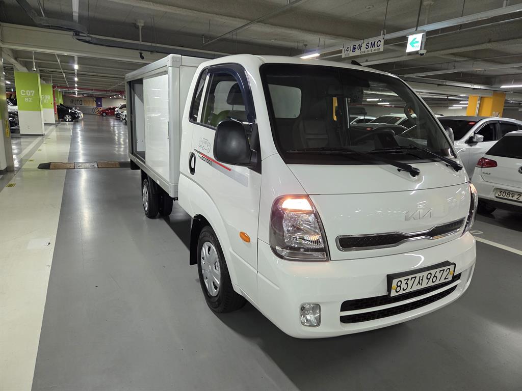 Small Truck Normal Box(Low Deck) - Vista 3