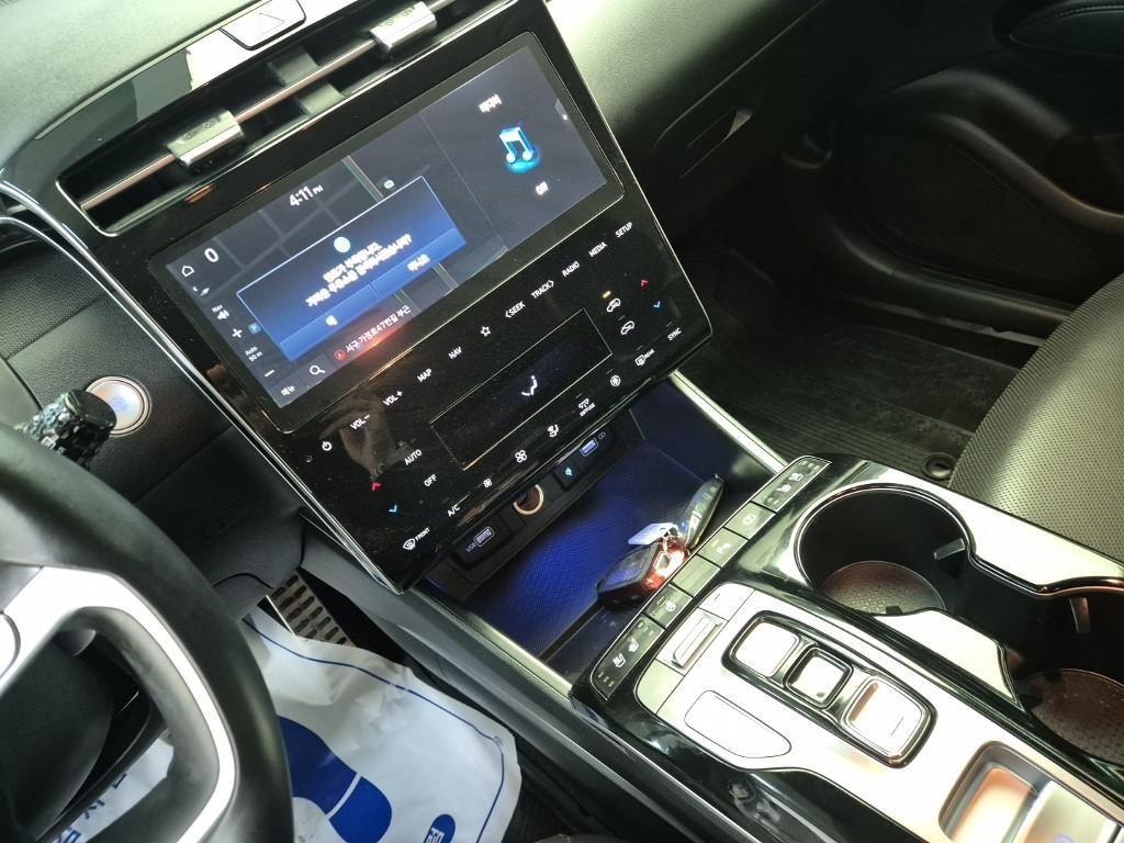 HYUNDAI Tucson - Vista 10