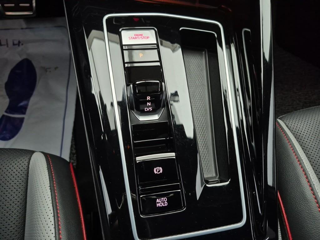 Volkswagen Golf - Vista 8