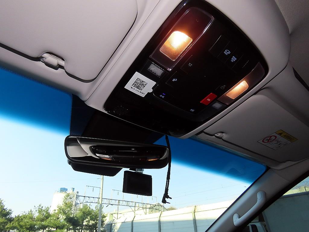 HYUNDAI Staria 2024 Negro - Importación desde Corea - HF Imports Iquique - Foto 16