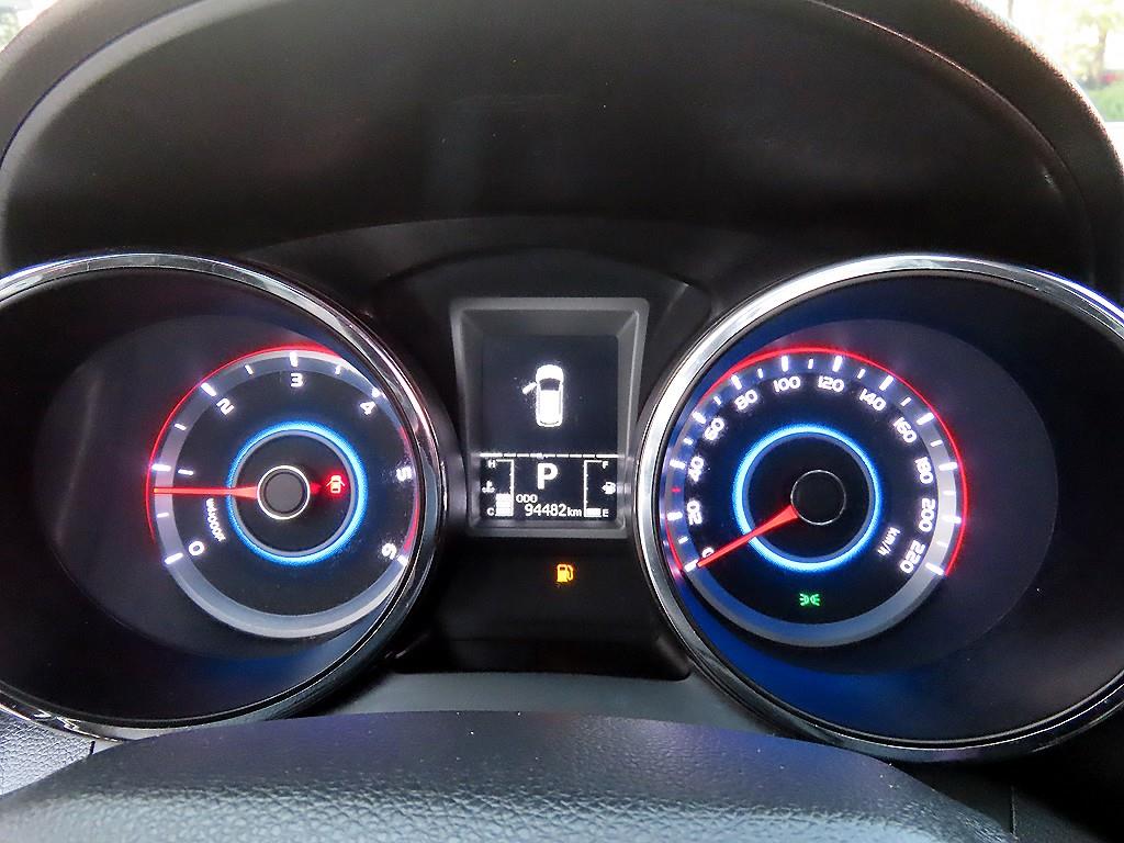 Ssangyong Tivoli - Vista 9