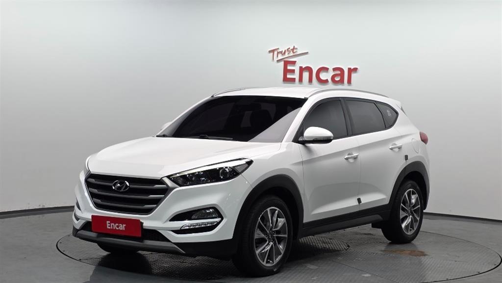 HYUNDAI Tucson 2018 Blanco - Importación desde Corea - HF Imports Iquique - Foto 1