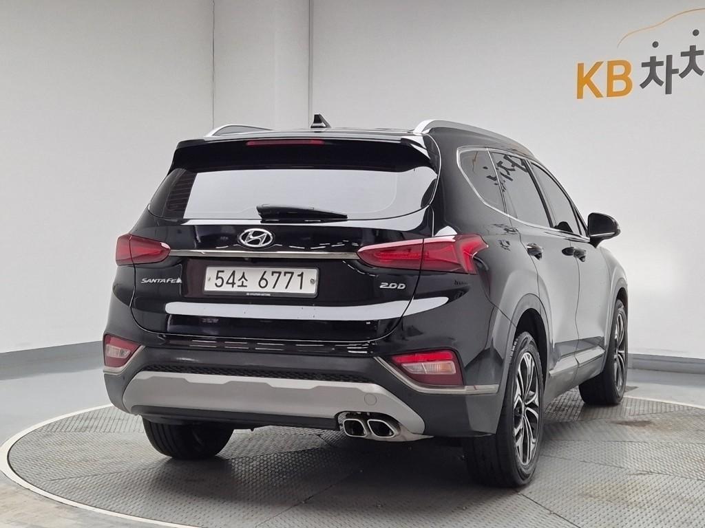 HYUNDAI Santa Fe - Vista 3