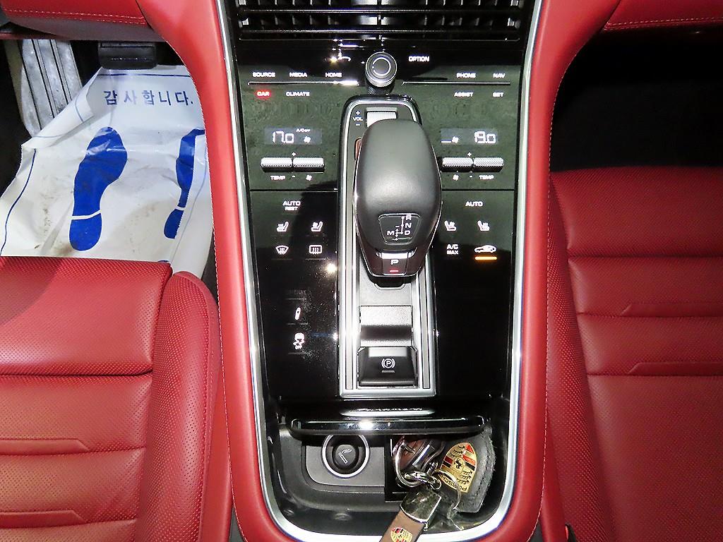 Porsche Panamera - Vista 12