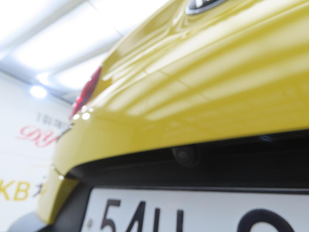 KIA Stonic 2018 Amarillo - Importación desde Corea - HF Imports Iquique - Foto 16