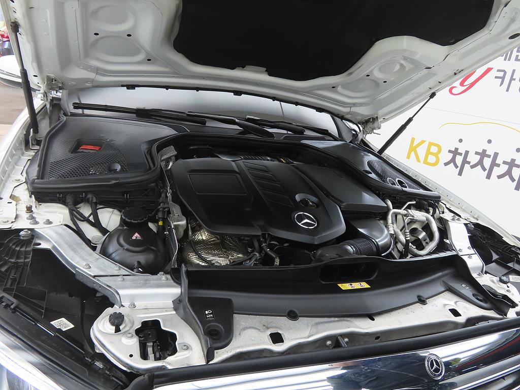 Mercedes Benz E class 2019 Blanco - Importación desde Corea - HF Imports Iquique - Foto 19