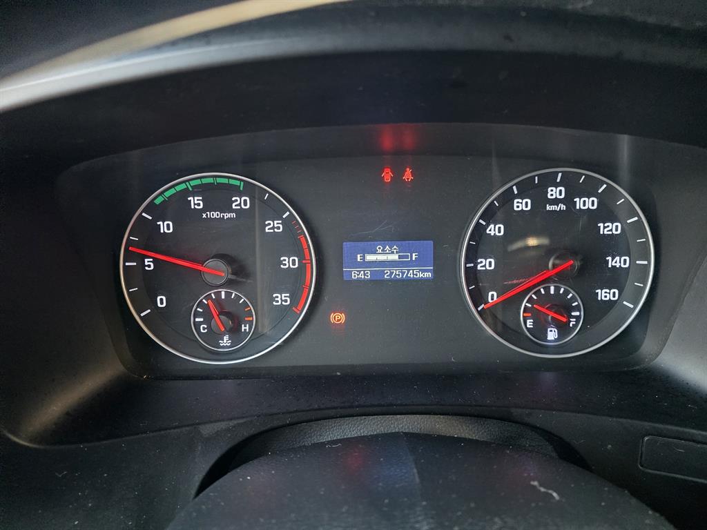 medium and large cargo truck - Vista 8