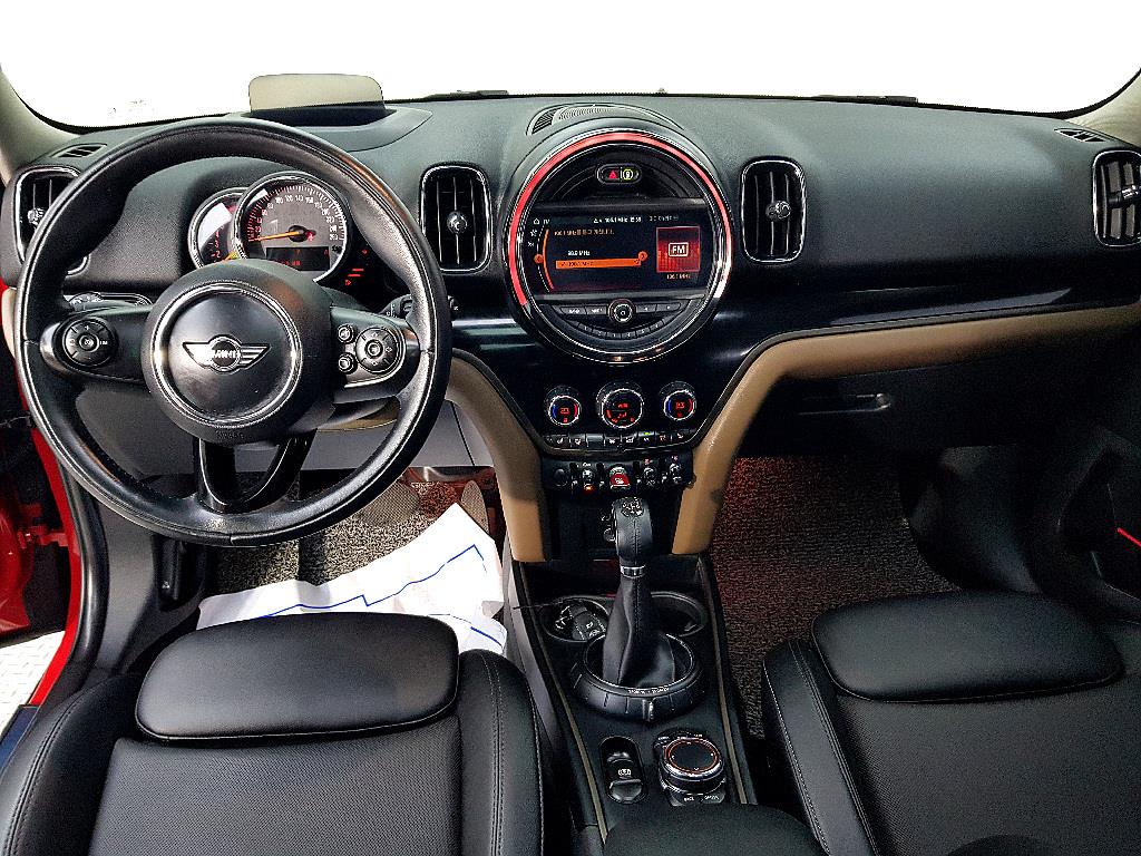 Mini Countryman - Vista 5