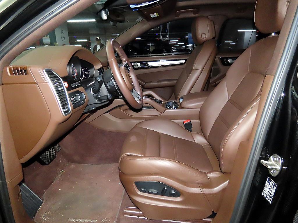 Porsche Cayenne - Vista 6