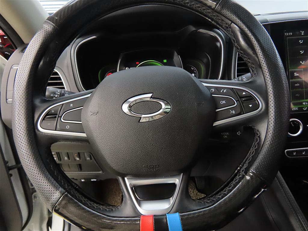 SAMSUNG QM6 - Vista 8