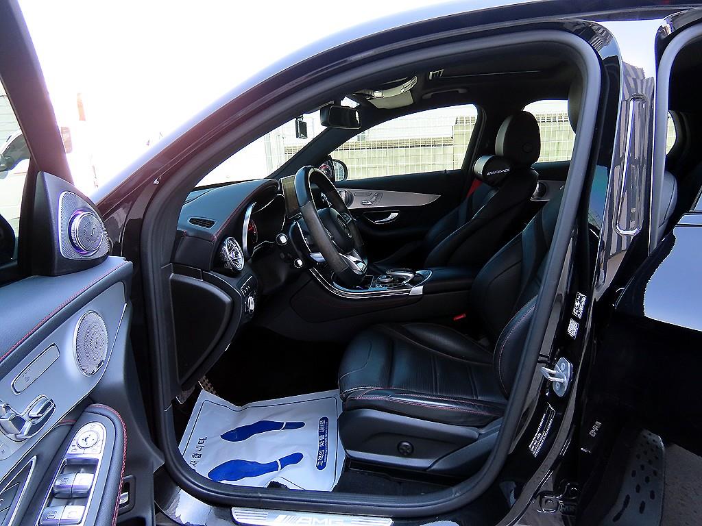 Mercedes Benz GLC Class - Vista 5