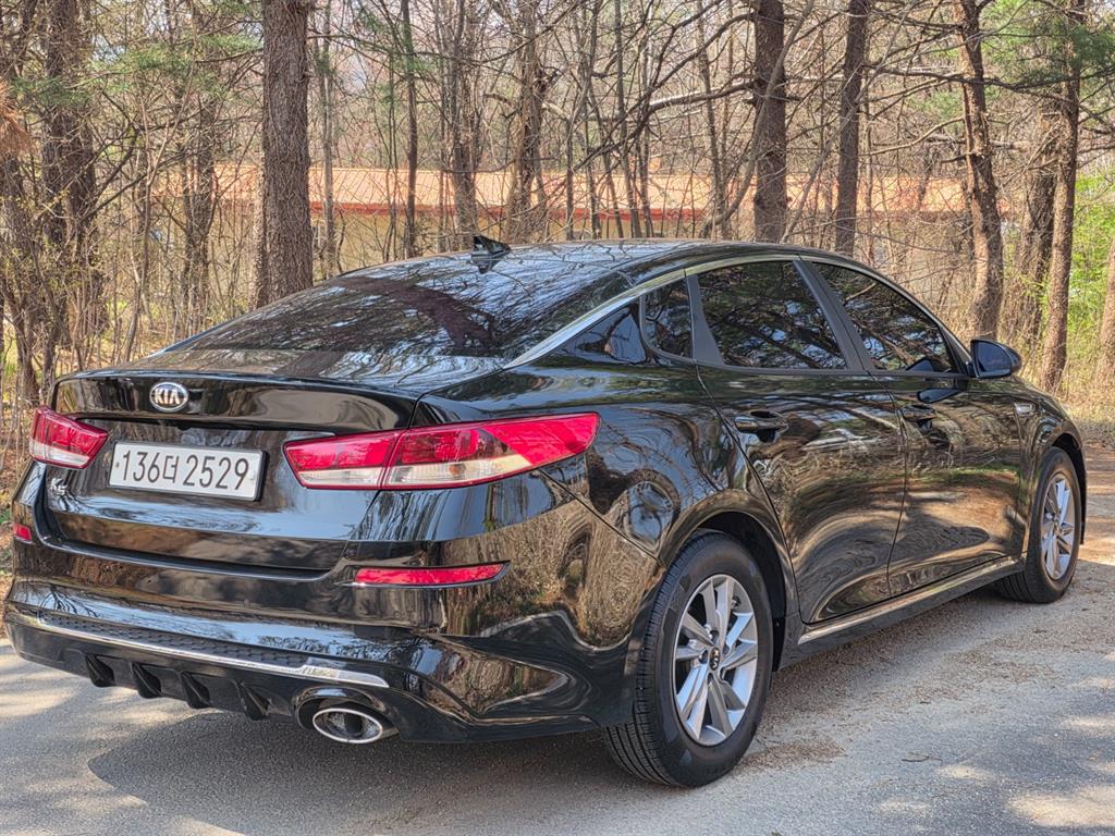 KIA K5 - Vista 4