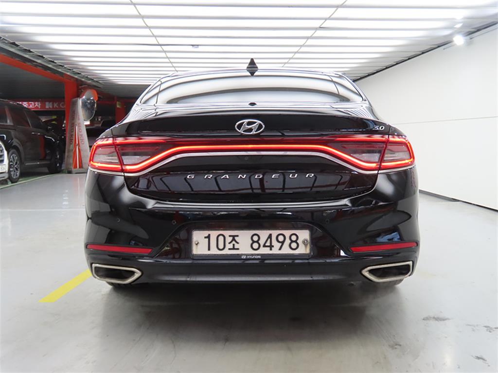 HYUNDAI Grandeur - Vista 3