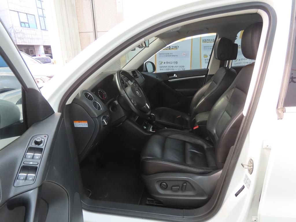 Volkswagen Tiguan - Vista 5