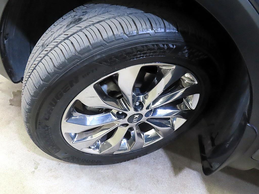 KIA Sorento 2018 Gris - Importación desde Corea - HF Imports Iquique - Foto 19