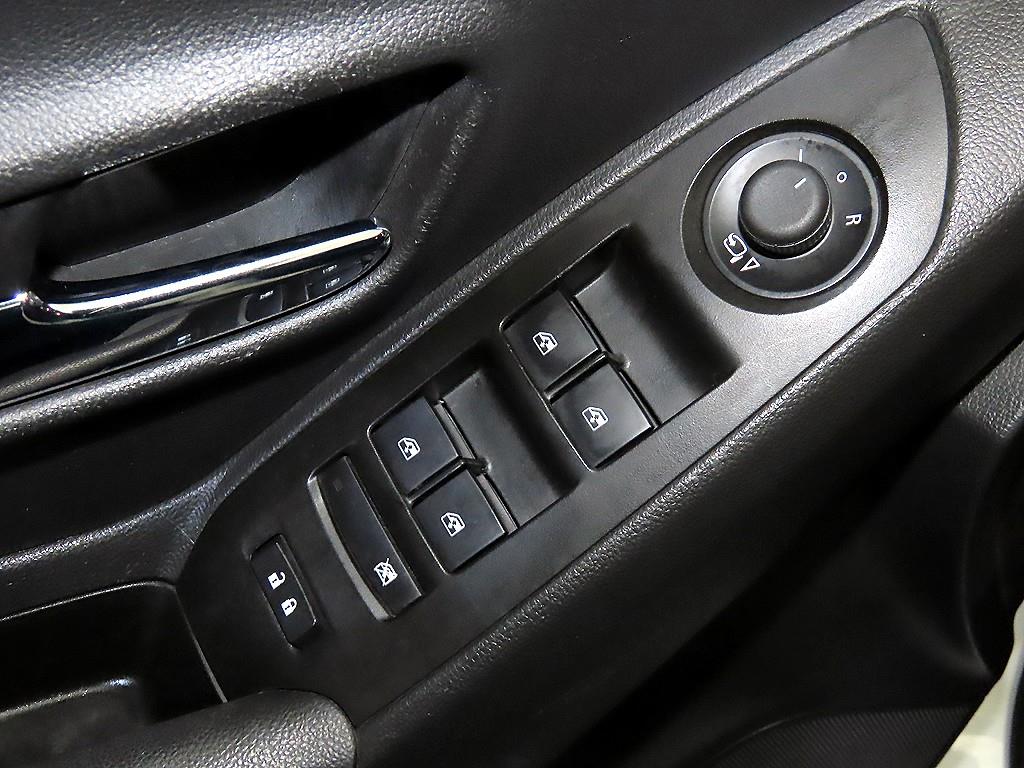 Chevrolet Trax 2020 Blanco - Importación desde Corea - HF Imports Iquique - Foto 13